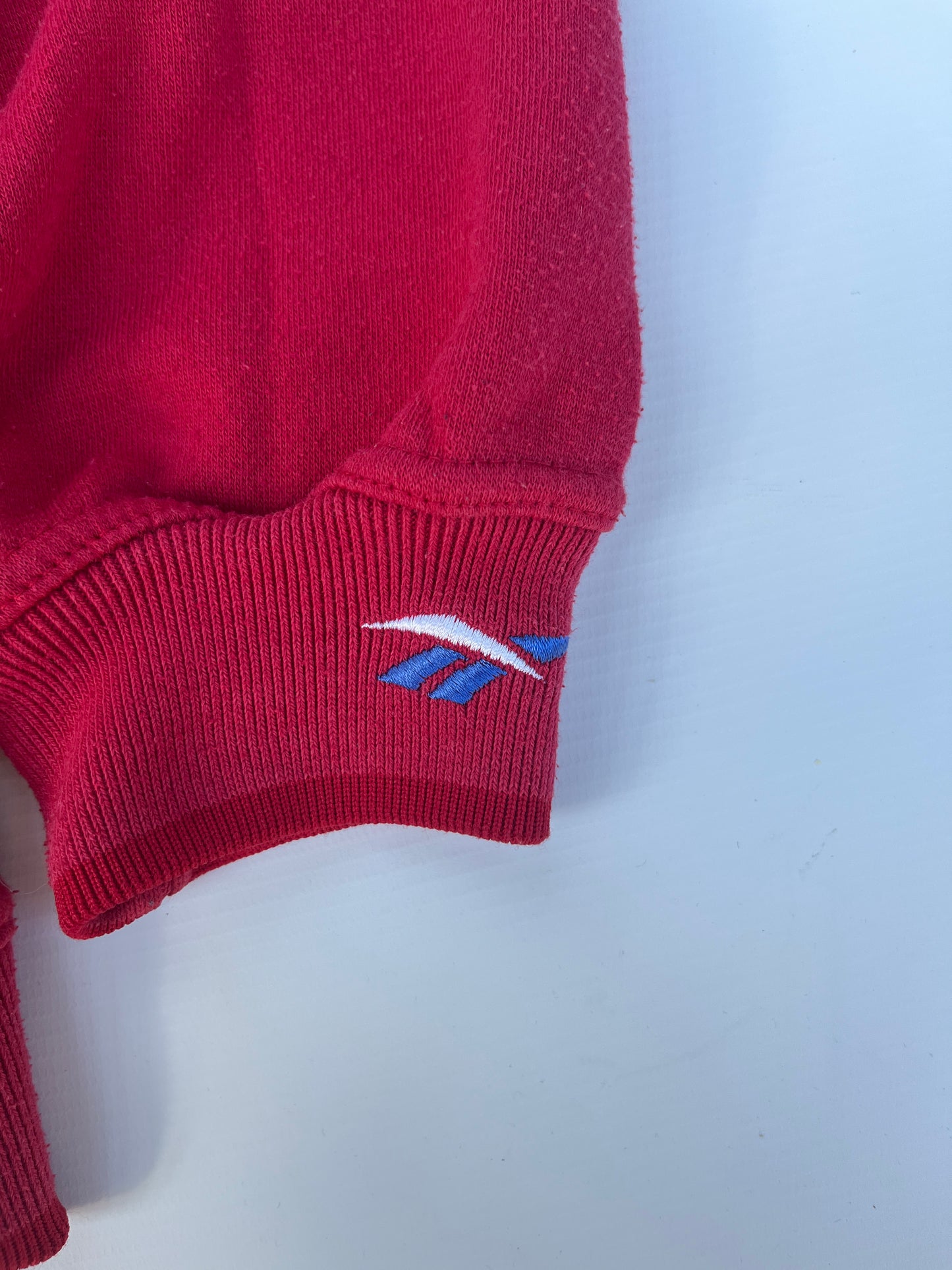 Vintage Reebok Sweater - L