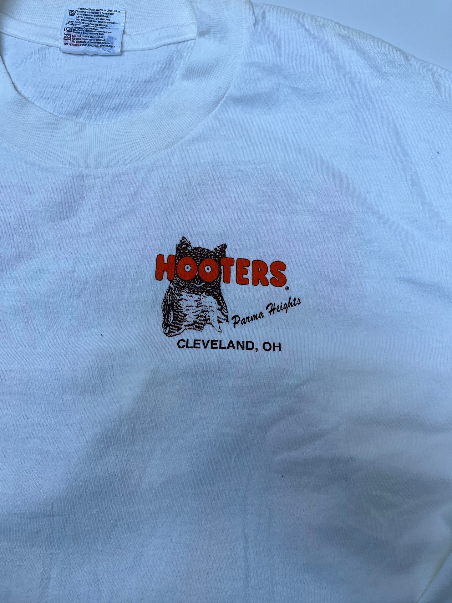 Vintage 1995 Hooters Dog Pound Single Stich T-Shirt