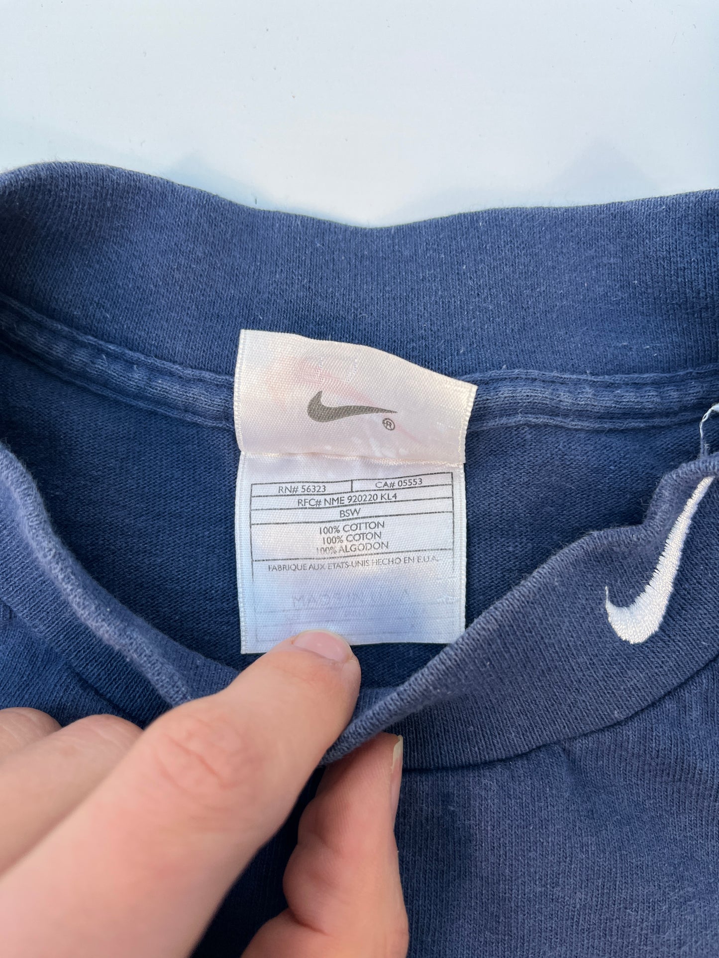 Vintage Nike Swoosh T-Shirt - XL