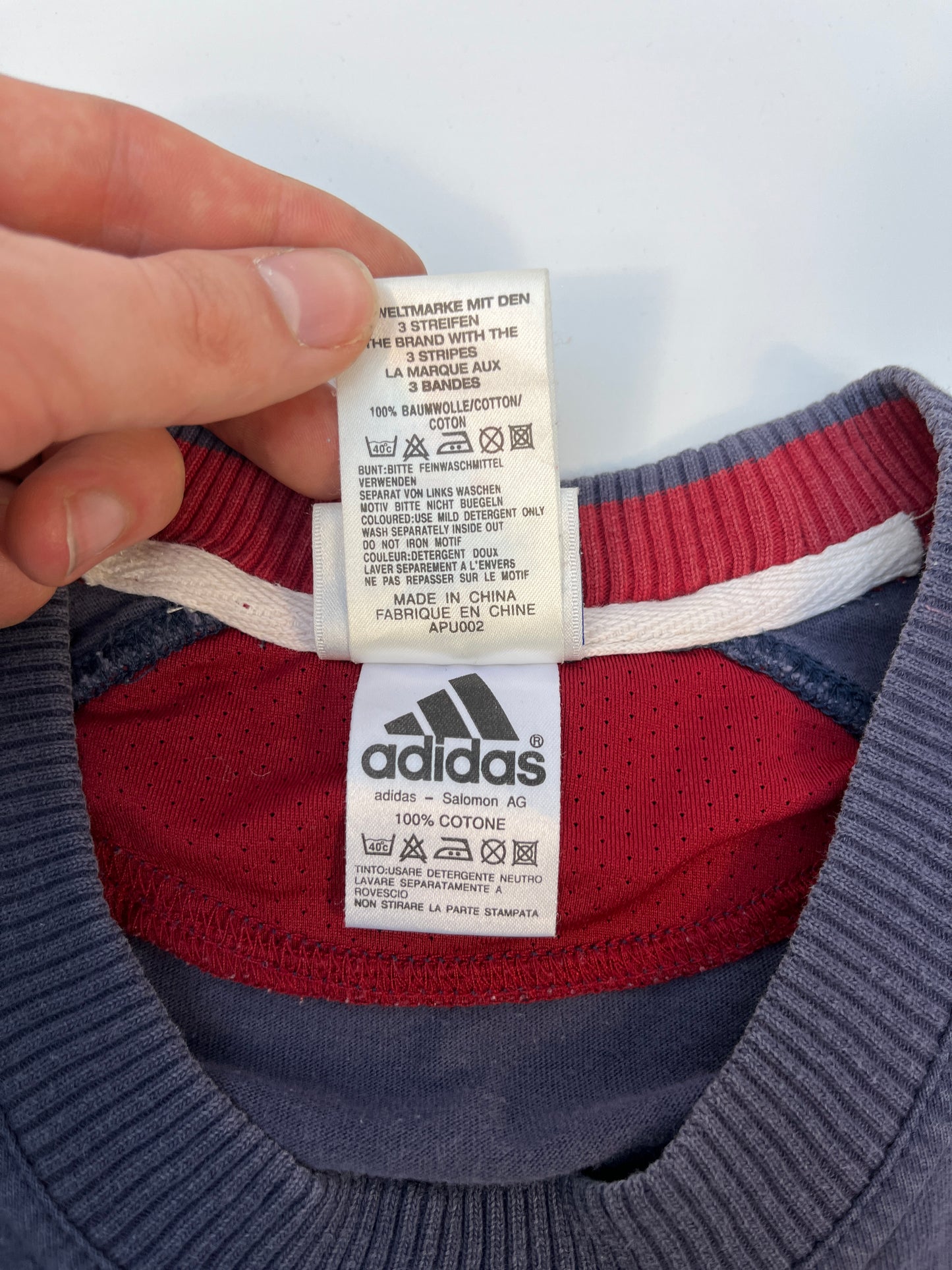 Vintage Adidas T-shirt - L