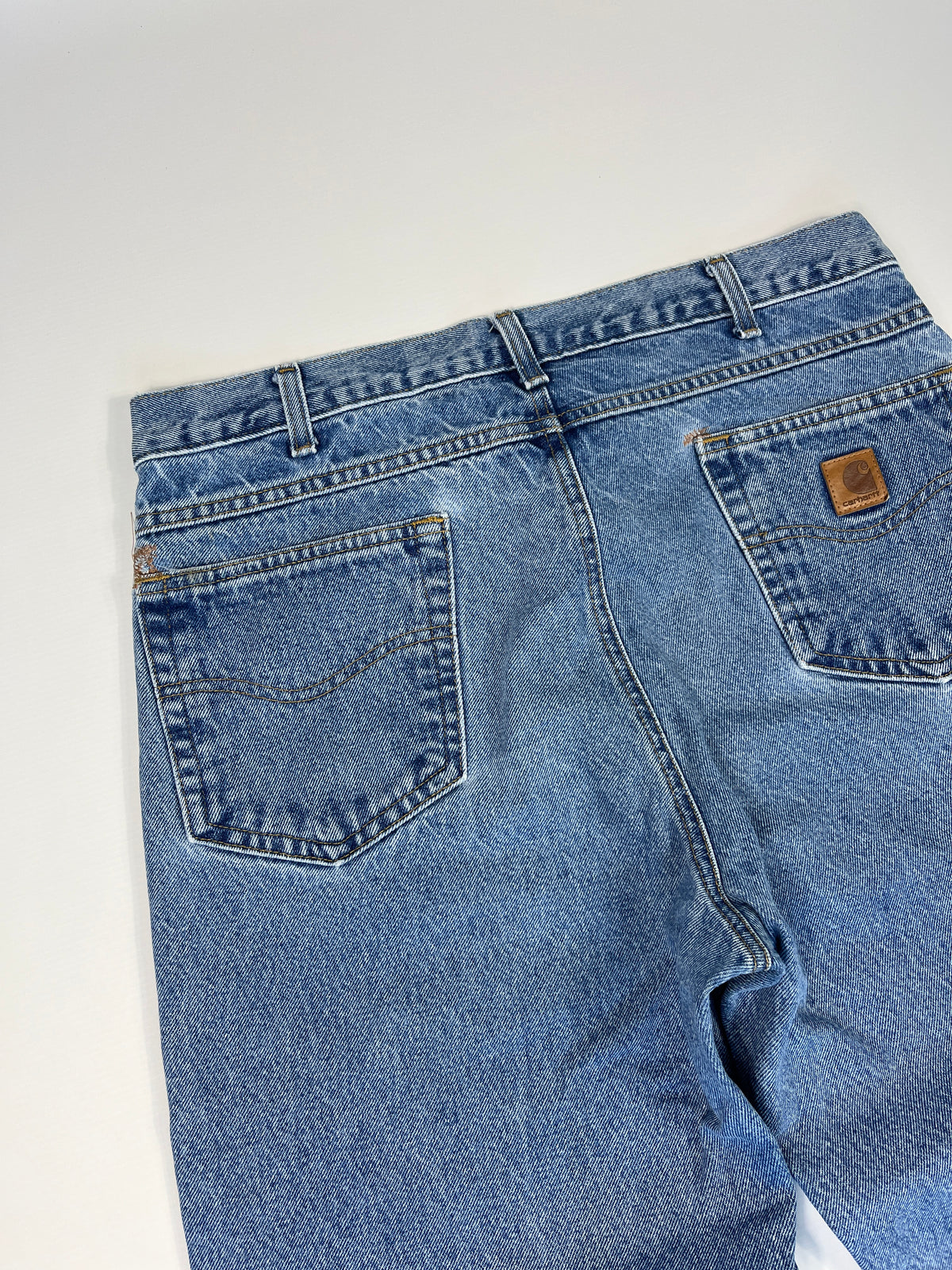 Carhartt Jeans B18 DST - Distressed Blue - 36 x 34 - Made in Mexico